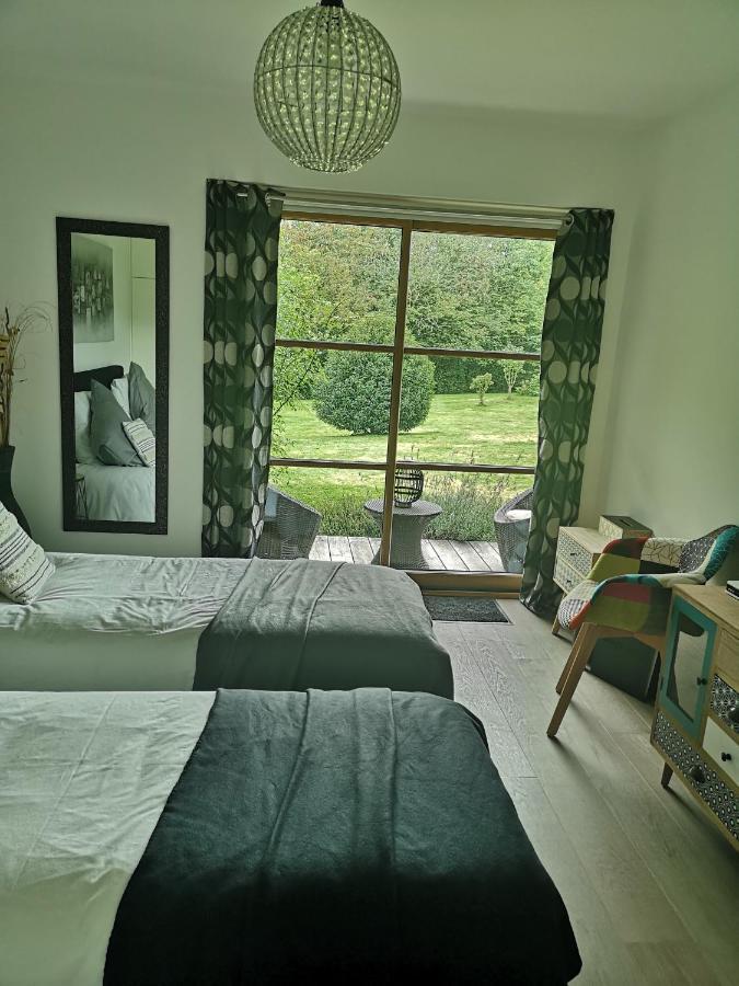 La Pause Bed and Breakfast Surville  Buitenkant foto